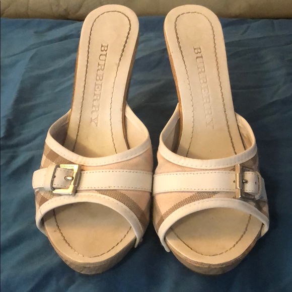 Burberry shoes - Picture 3 of 8